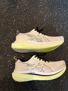 ASICS GlideRide Max running shoes